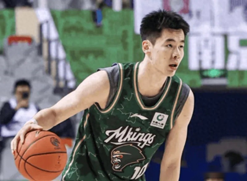 郭昊文汉兹合砍50分仍输天津！两人隐患凸显，队友拉胯，防守也崩