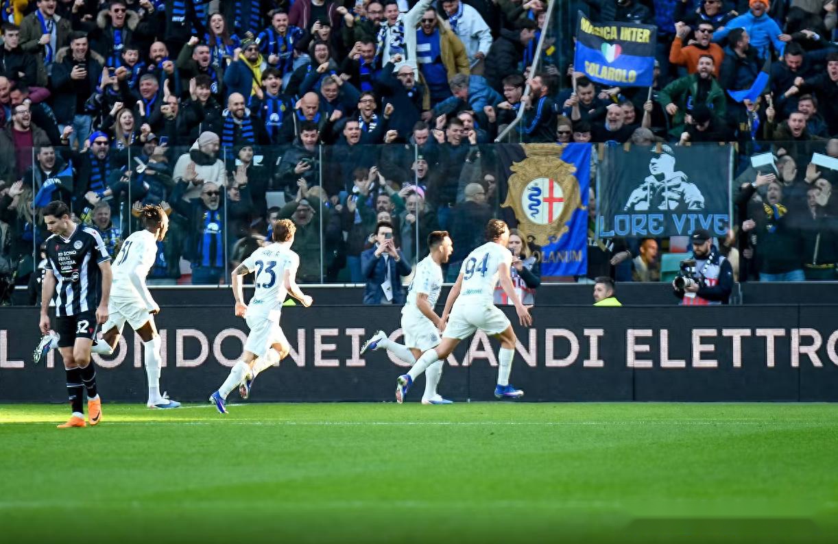 国米超级进球！10人参与17次传递 关键一刻尽显两大惊喜先生价值